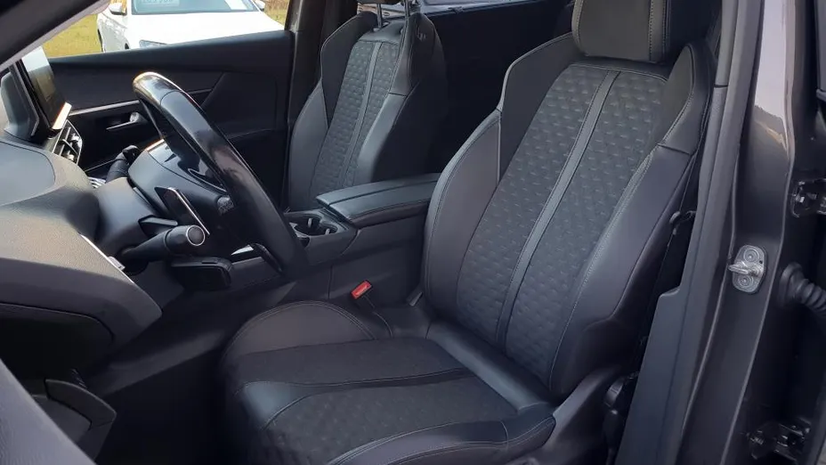 PEUGEOT 5008 5008 2.0 BlueHDi Road Trip S&S EAT8