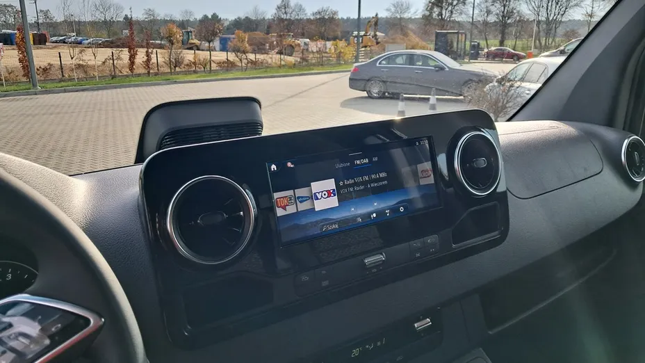 MERCEDES-BENZ Sprinter Sprinter 317 CDI 907.633 9m3 Nowy