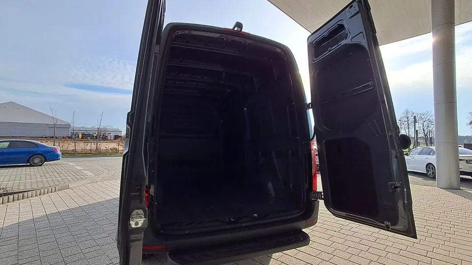 MERCEDES-BENZ Sprinter Sprinter 317 CDI 907.633 9m3 Nowy