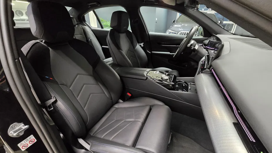 BMW Seria 5 520i mHEV M Sport aut