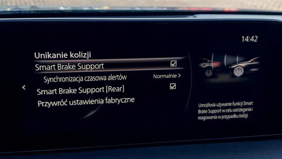 MAZDA 3 3 2.0 mHEV Hikari aut