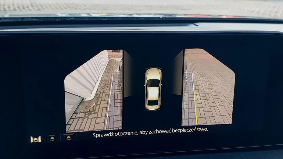 MAZDA 3 3 2.0 mHEV Hikari aut