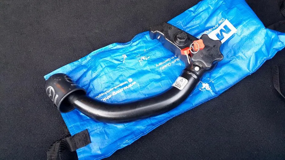 MAZDA 3 3 2.0 mHEV Hikari aut