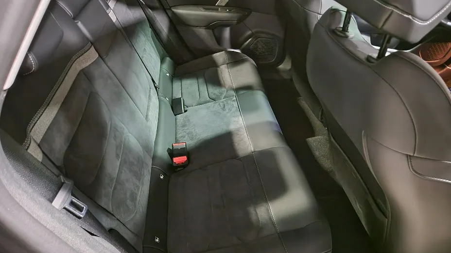 CITROEN C4 X C4 X 1.2 mHEV Max eDCT6