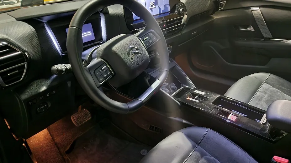 CITROEN C4 X C4 X 1.2 mHEV Max eDCT6