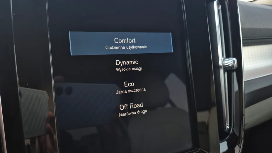 VOLVO XC40 XC40 D3 Momentum Pro aut