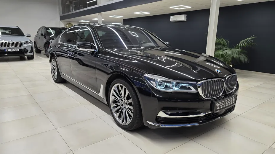BMW Seria 7 730d xDrive sport-aut