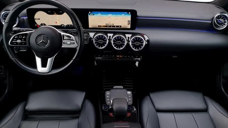 MERCEDES-BENZ CLA CLA 200 d 8G-DCT