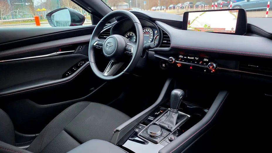 MAZDA 3 3 2.0 mHEV Homura aut