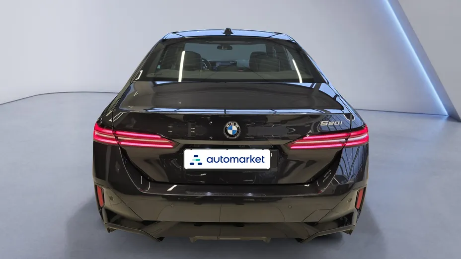 BMW Seria 5 520i mHEV M Sport aut