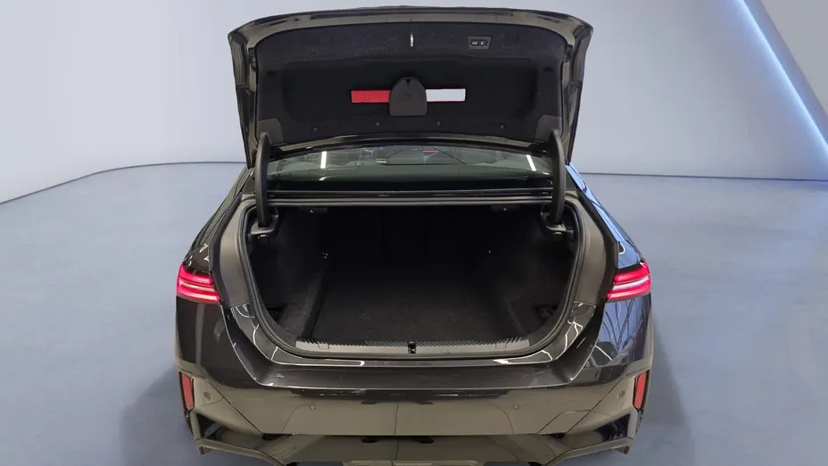 BMW Seria 5 520i mHEV M Sport aut