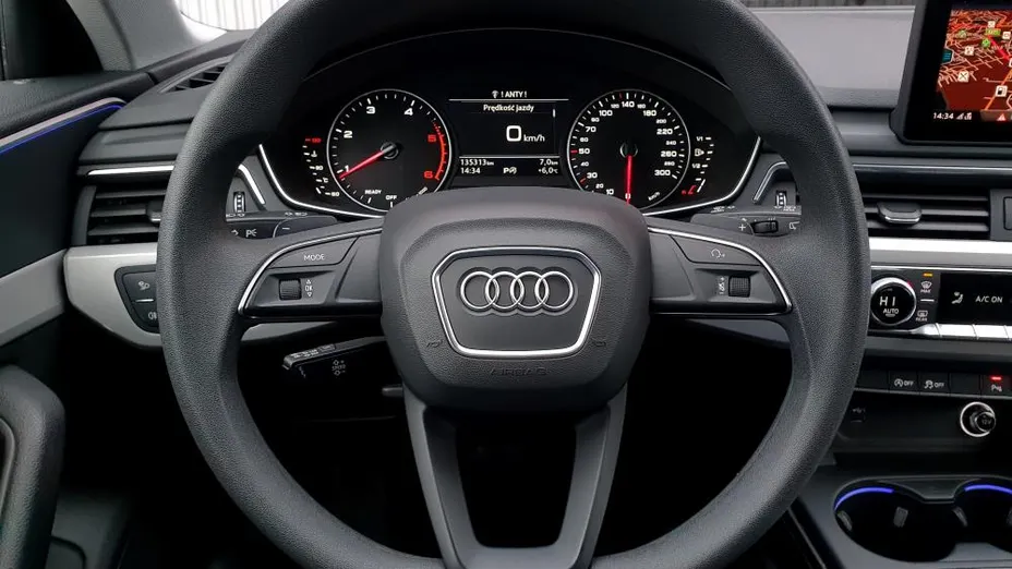 AUDI A4 A4 2.0 TDI S tronic