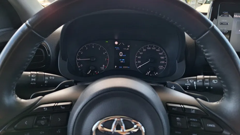 TOYOTA Yaris Yaris 1.5 Comfort CVT