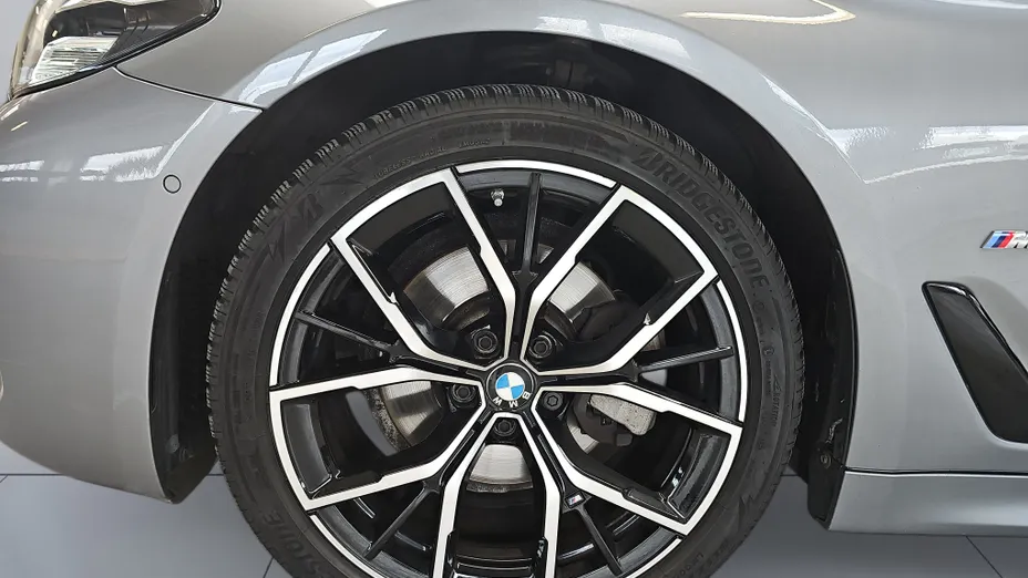 BMW Seria 5 520d xDrive mHEV M Sport sport-aut