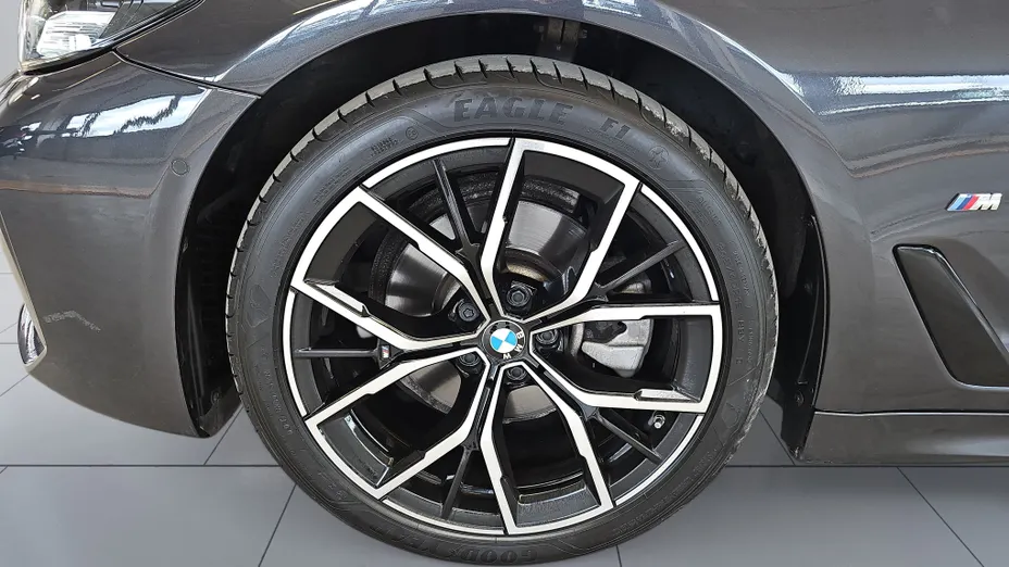 BMW Seria 5 520d xDrive mHEV M Sport sport-aut