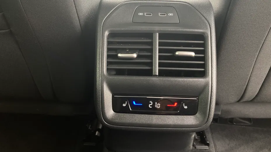 SKODA Superb Superb 2.0 TDI SCR Selection DSG