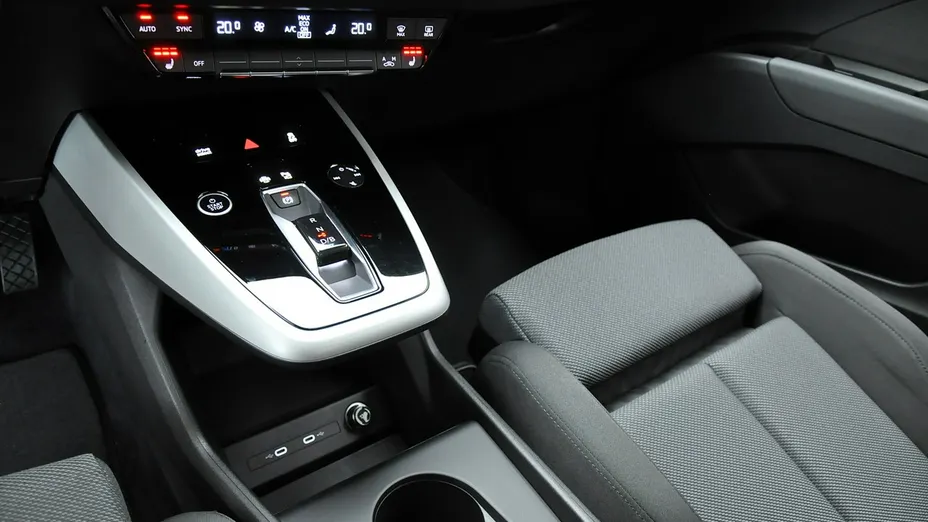 AUDI Q4 Q4 e-tron 40 77kWh Advanced