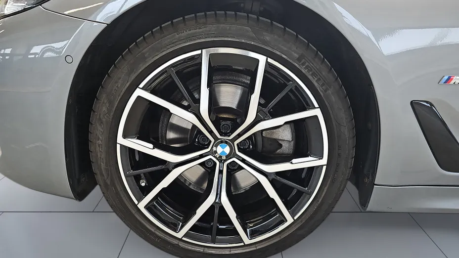 BMW Seria 5 520d xDrive mHEV M Sport sport-aut