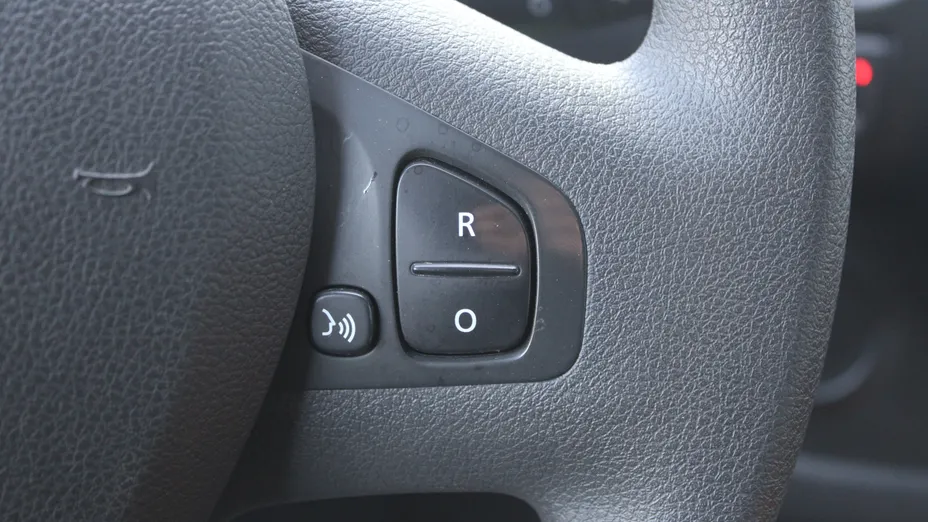 RENAULT Trafic Trafic Kombi 2.0 dCi L2 HD Pack Clim
