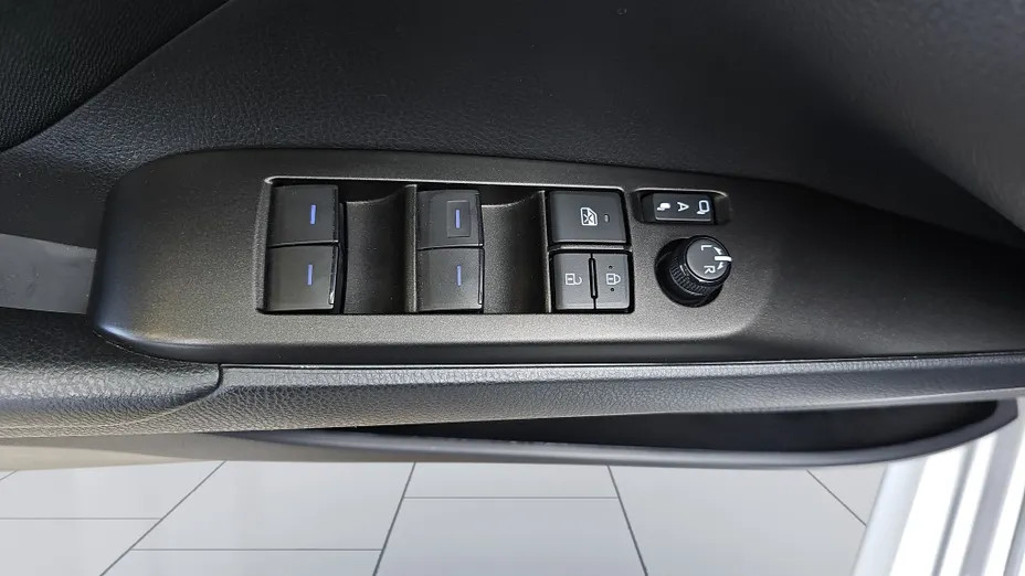 TOYOTA Camry Camry 2.5 Hybrid Comfort CVT