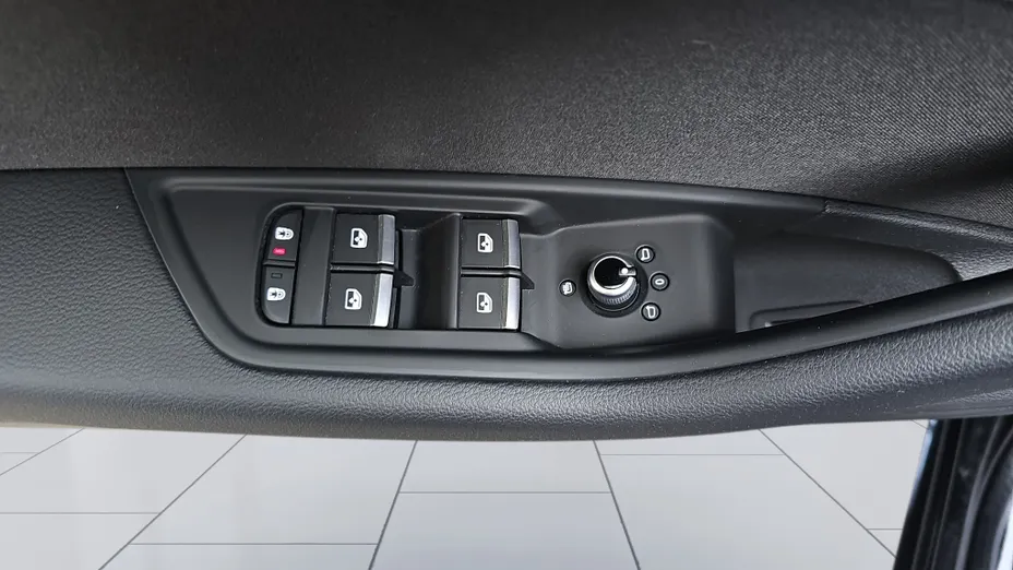 AUDI A4 A4 35 TFSI mHEV Advanced S tronic