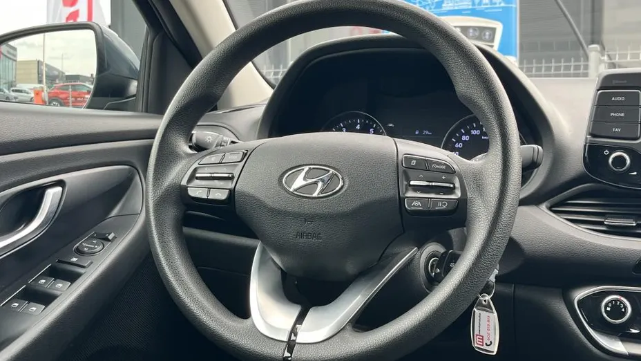 HYUNDAI i30 i30 1.5 DPI Classic +