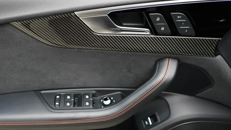 AUDI A5 RS5 Quattro Tiptronic