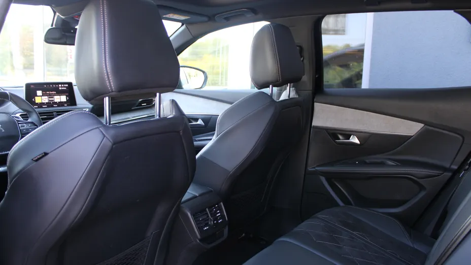 PEUGEOT 3008 3008 2.0 BlueHDi GT S&S EAT8