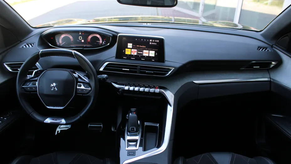 PEUGEOT 3008 3008 2.0 BlueHDi GT S&S EAT8