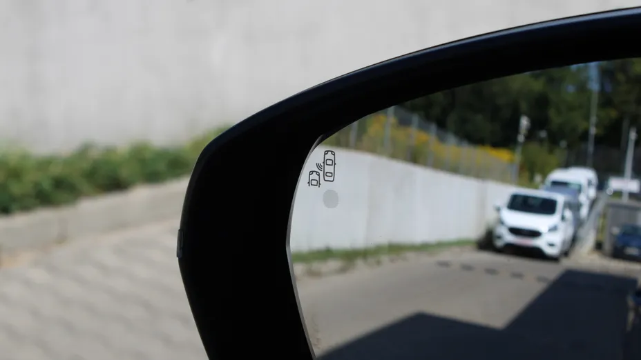 PEUGEOT 3008 3008 2.0 BlueHDi GT S&S EAT8