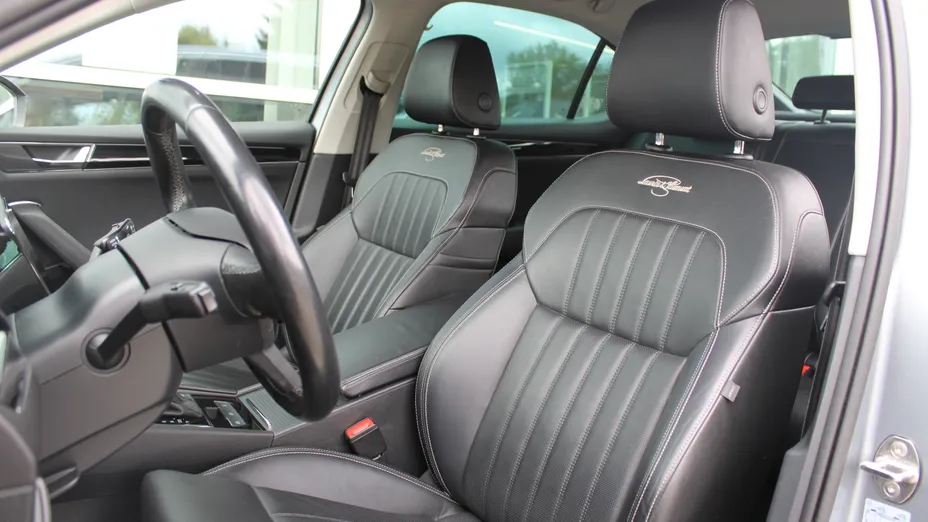 SKODA Superb Superb 2.0 TSI L&K DSG