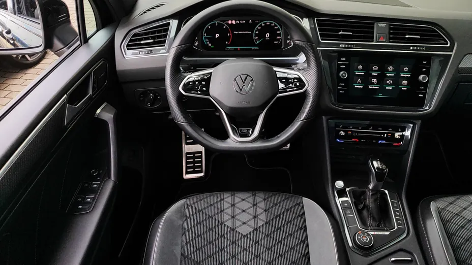 VOLKSWAGEN Tiguan Tiguan Allspace 2.0 TDI 4Mot. R-Line DSG 7os.