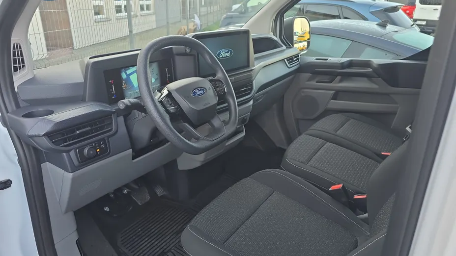 FORD Transit Custom Transit Custom 2.0 EcoBlue 320 L2H1 AWD Trend Aut.