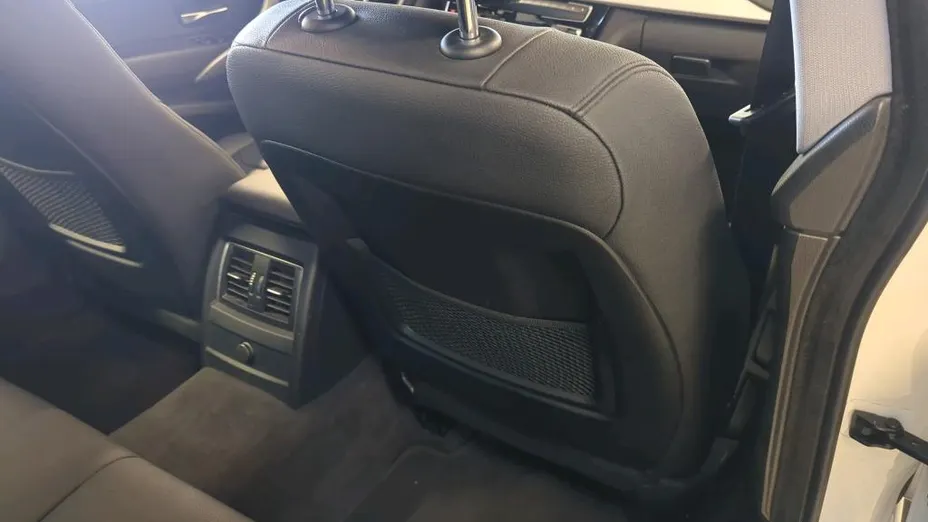 BMW Seria 3 320i GPF xDrive Advantage aut
