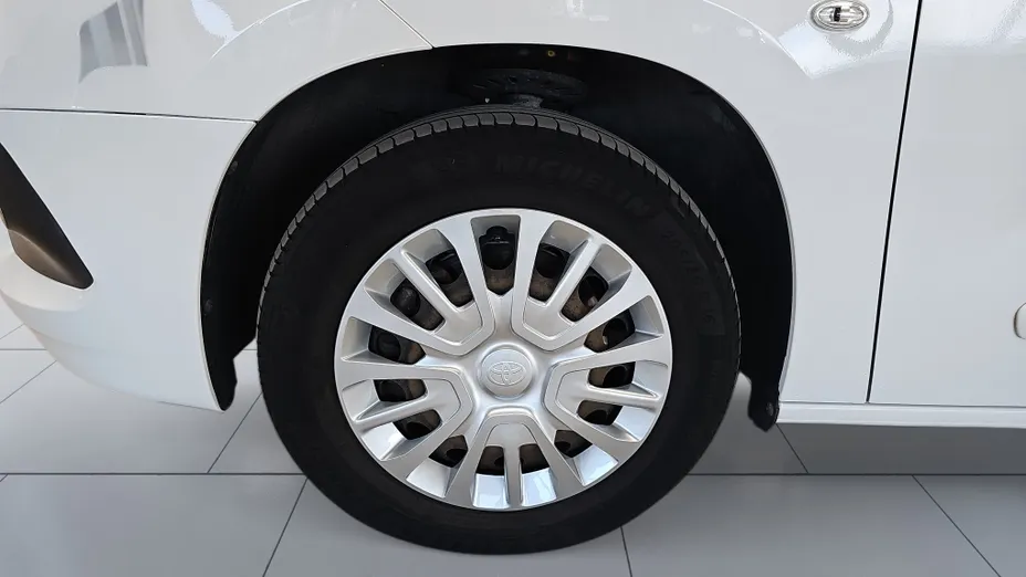 TOYOTA Proace City Verso Proace City Verso 1.5 D-4D Business