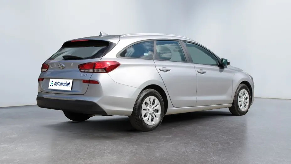 HYUNDAI i30 i30 1.5 DPI Classic +