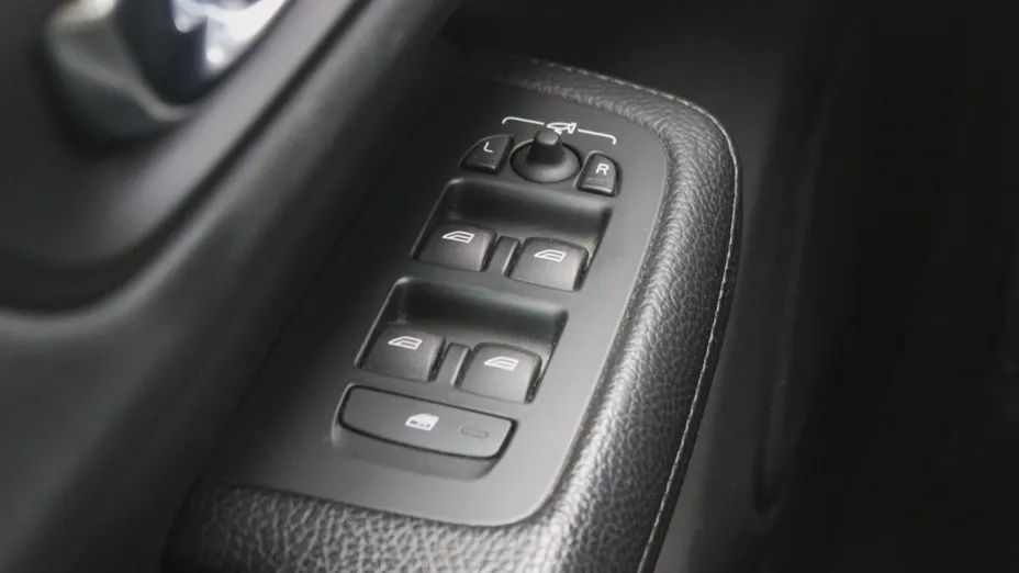 VOLVO V60 V60 B4 D Momentum Pro aut