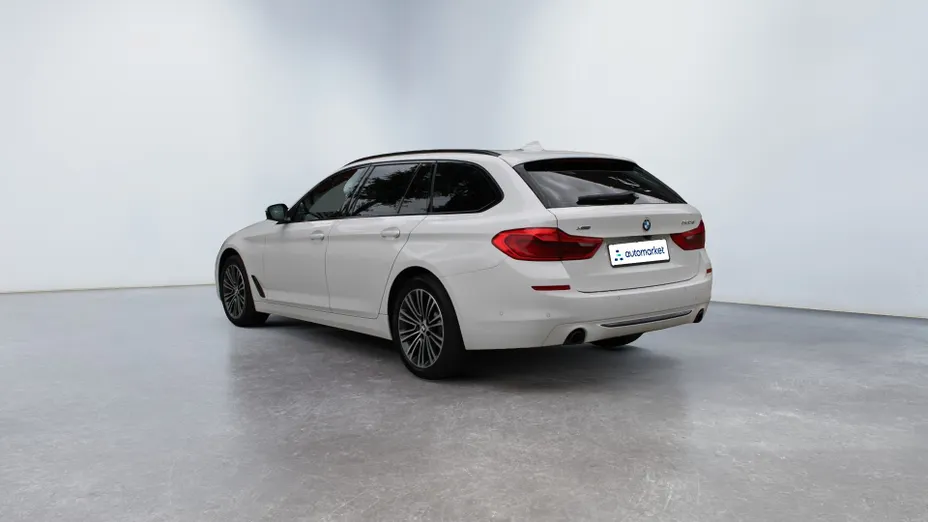 BMW Seria 5 520d xDrive Sport Line sport-aut
