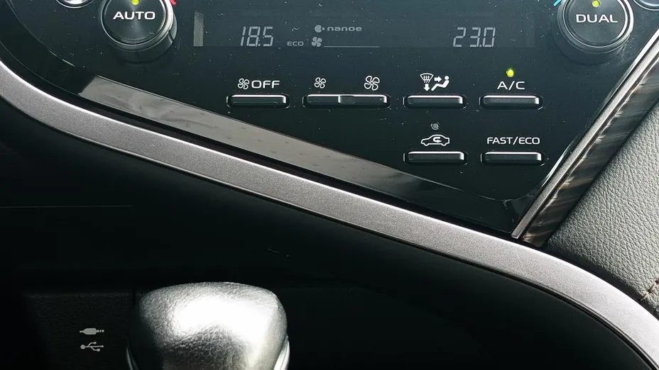 TOYOTA Camry Camry 2.5 Hybrid Executive CVT