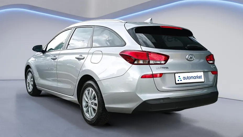 HYUNDAI i30 i30 1.5 DPI Classic +