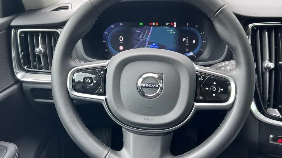 VOLVO V60 V60 CC Core B4 D AWD aut