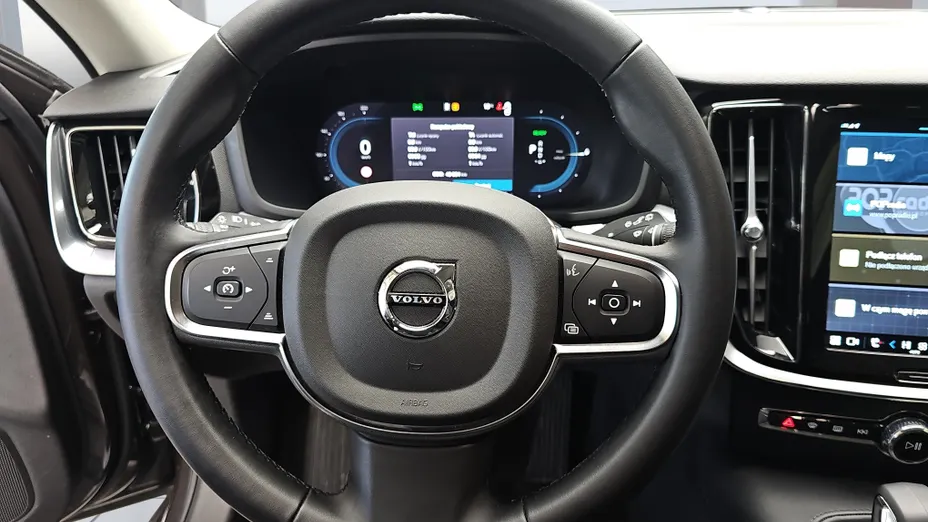 VOLVO V60 V60 T6 AWD Plug-In Hybrid Core aut