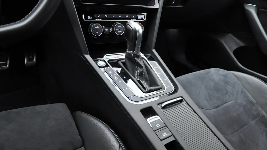 VOLKSWAGEN Arteon Arteon 2.0 TSI 4Motion R-Line DSG