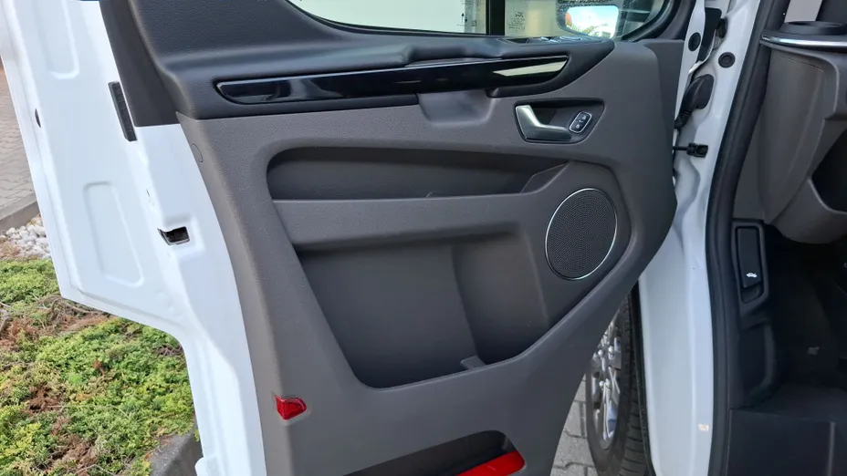 FORD Tourneo Custom Tourneo Custom 2.0 EcoBlue 320 L2 Titanium aut