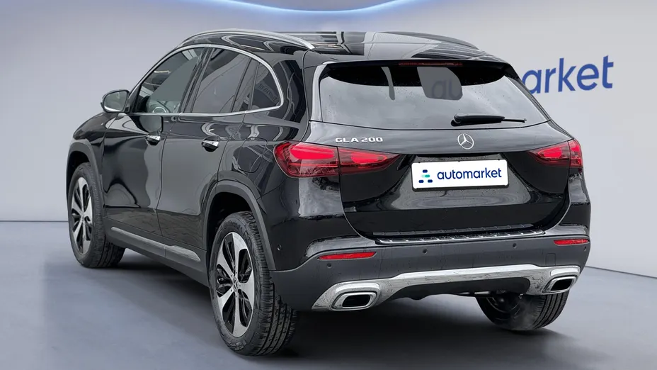 MERCEDES-BENZ GLA GLA 200 mHEV 7G-DCT Nowy