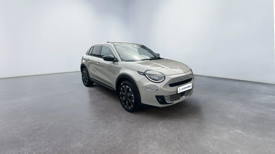 FIAT 600 600 1.2 Turbo Hybrid La Prima eDCT Nowy