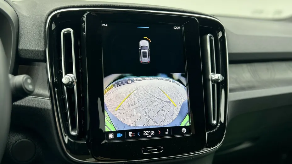 VOLVO XC40 XC40 82kWh Recharge Twin AWD Plus aut