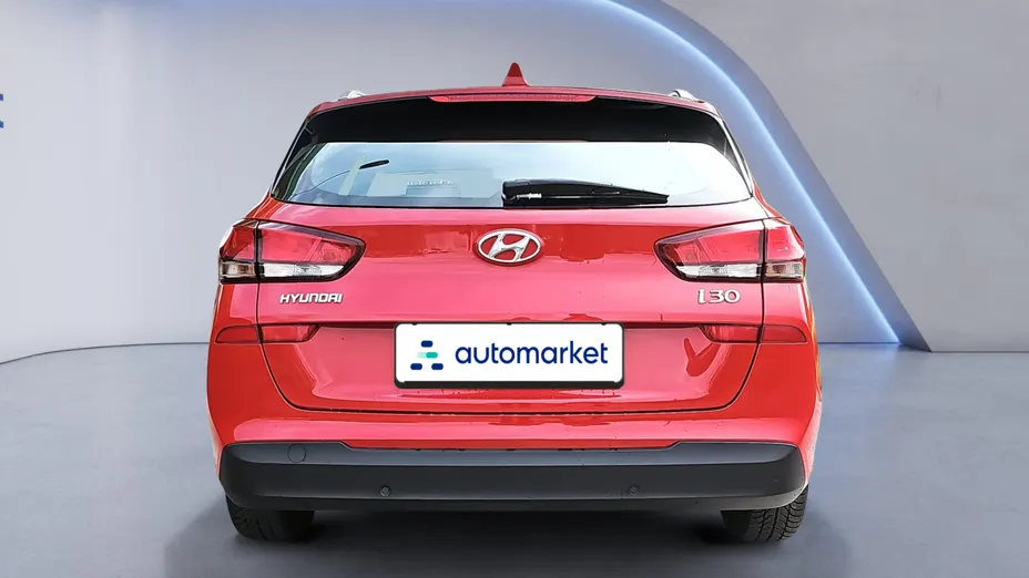 HYUNDAI i30 i30 1.6 D Classic +