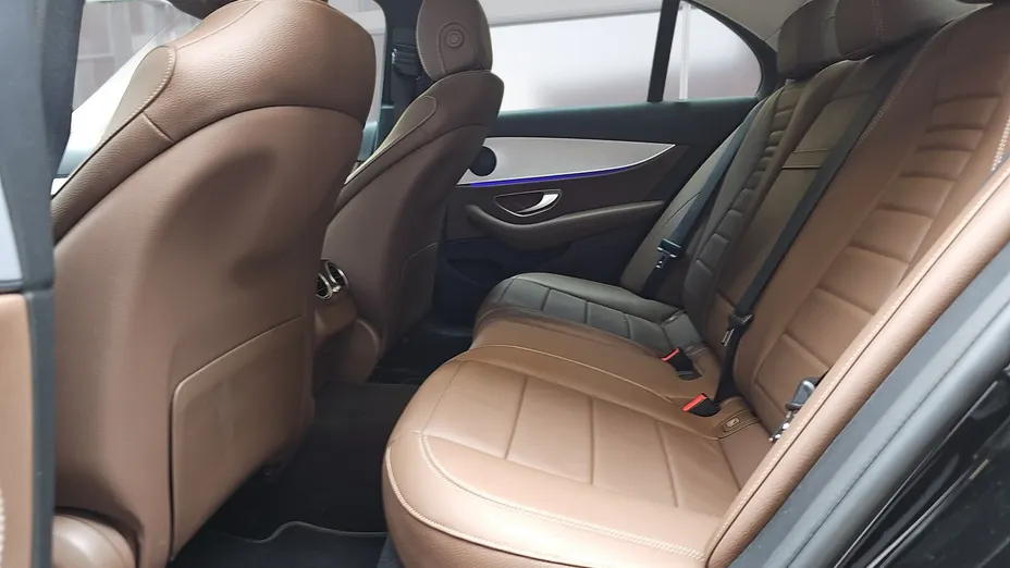 MERCEDES-BENZ E Klasa E 220 d