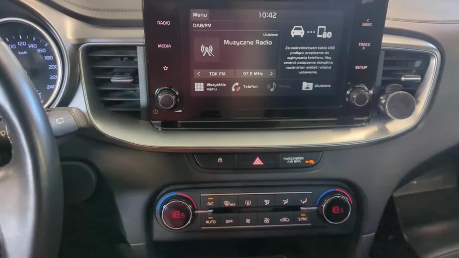 KIA Cee'd Ceed 1.6 CRDi mHEV M